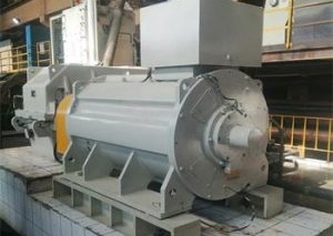 L'estrusore di plastica utilizzava motori sincroni a magneti permanenti